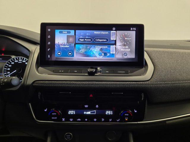 NISSAN Qashqai MHEV 140 CV N1 Autocarro