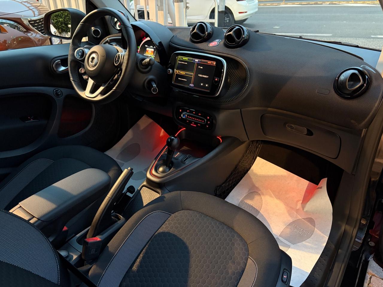 Smart ForTwo EQ Passion 22kW - SOLO 27.374Km !!