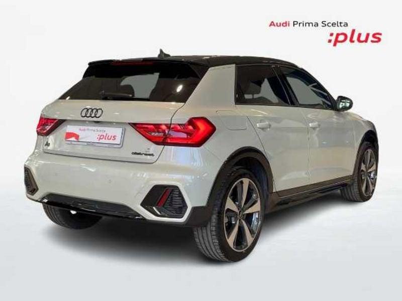 Audi A1 II 2022 allstreet Audi allstreet 30 1.0 tfsi Identity Contrast 110cv s tronic