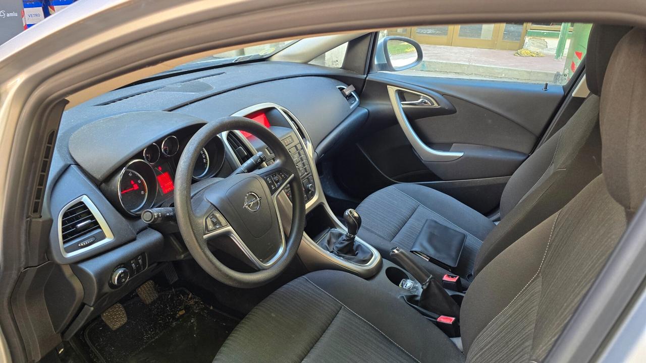 Opel Astra 1.7 CDTI 125CV Sports Tourer Cosmo