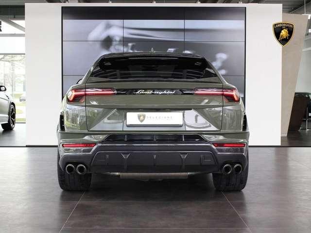 Lamborghini Urus PERFORMANTE AKRAPOVIC LED PDC KAMERA 5 POSTI 23"