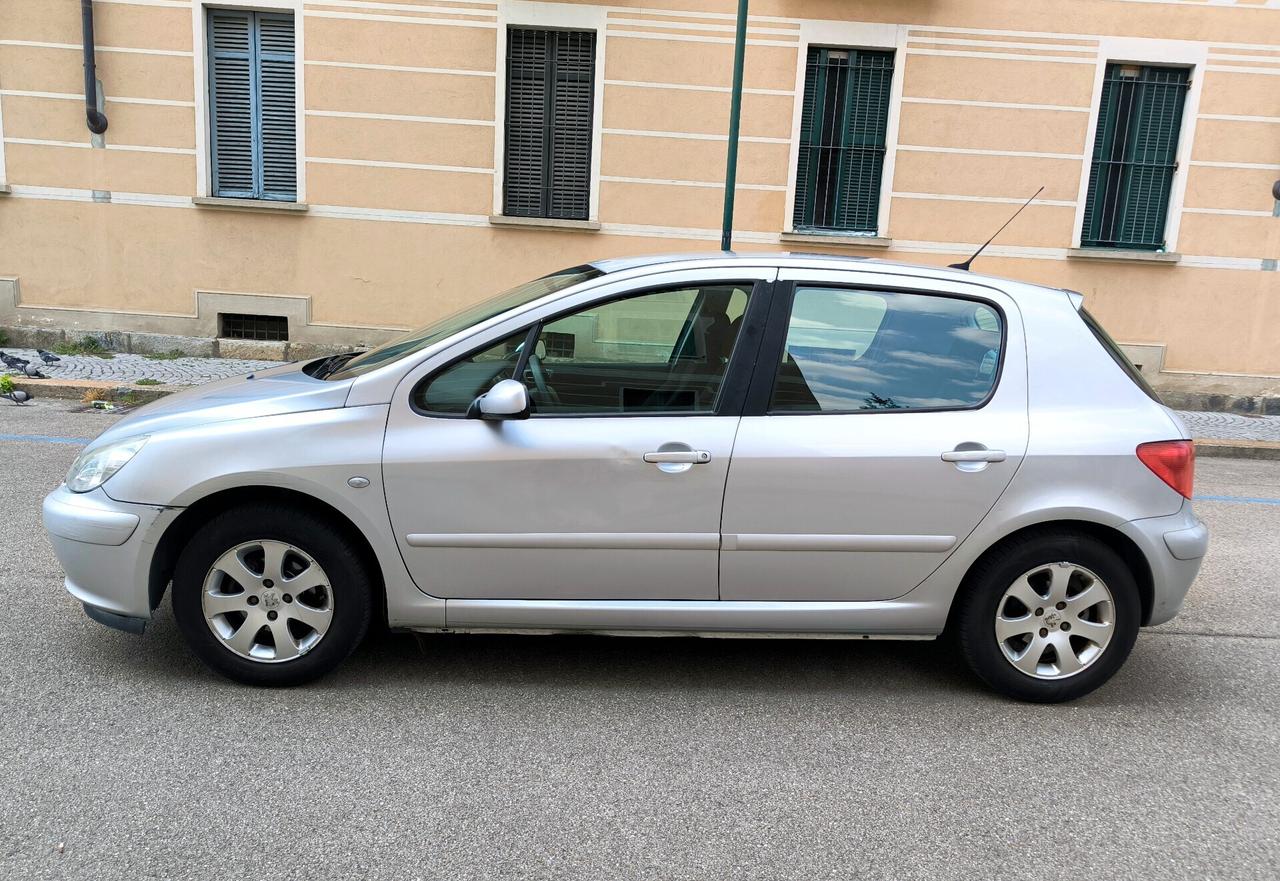 Peugeot 307 1.6 16V 5 Porte XSI