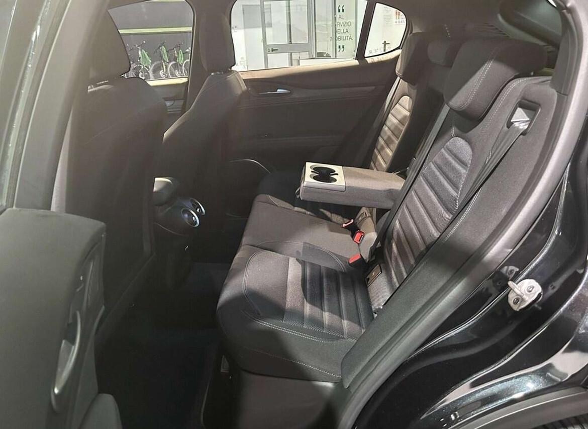 Alfa Romeo Stelvio 2.2 Turbodiesel 190 CV AT8 RWD Business