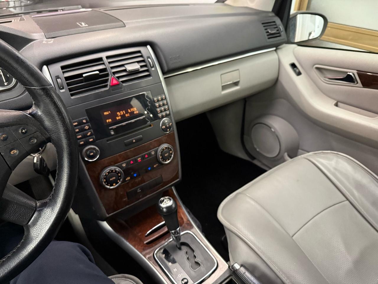 Mercedes-benz B 200 B 200 CDI Sport