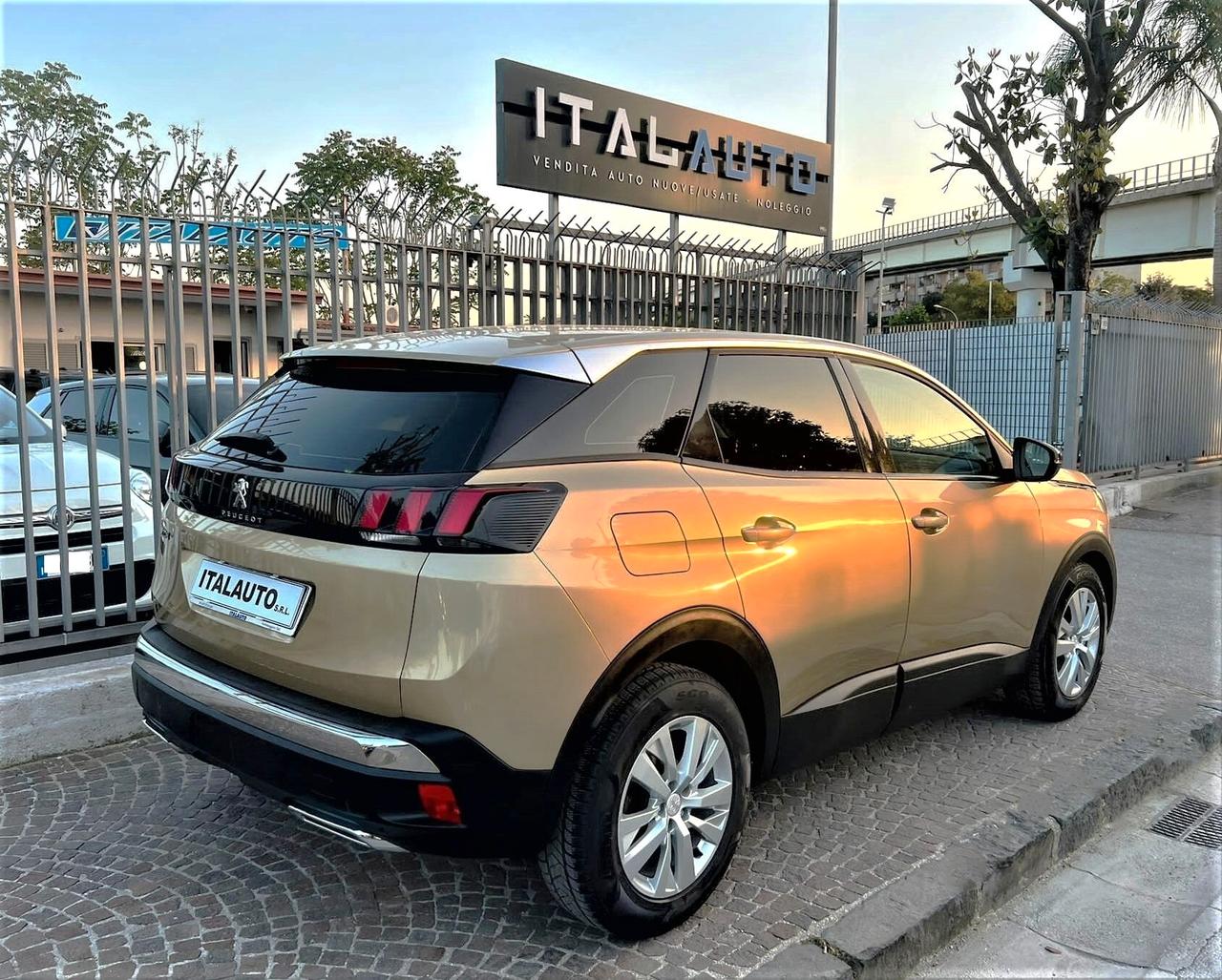 Peugeot 3008 BlueHDi 120 S&S Business