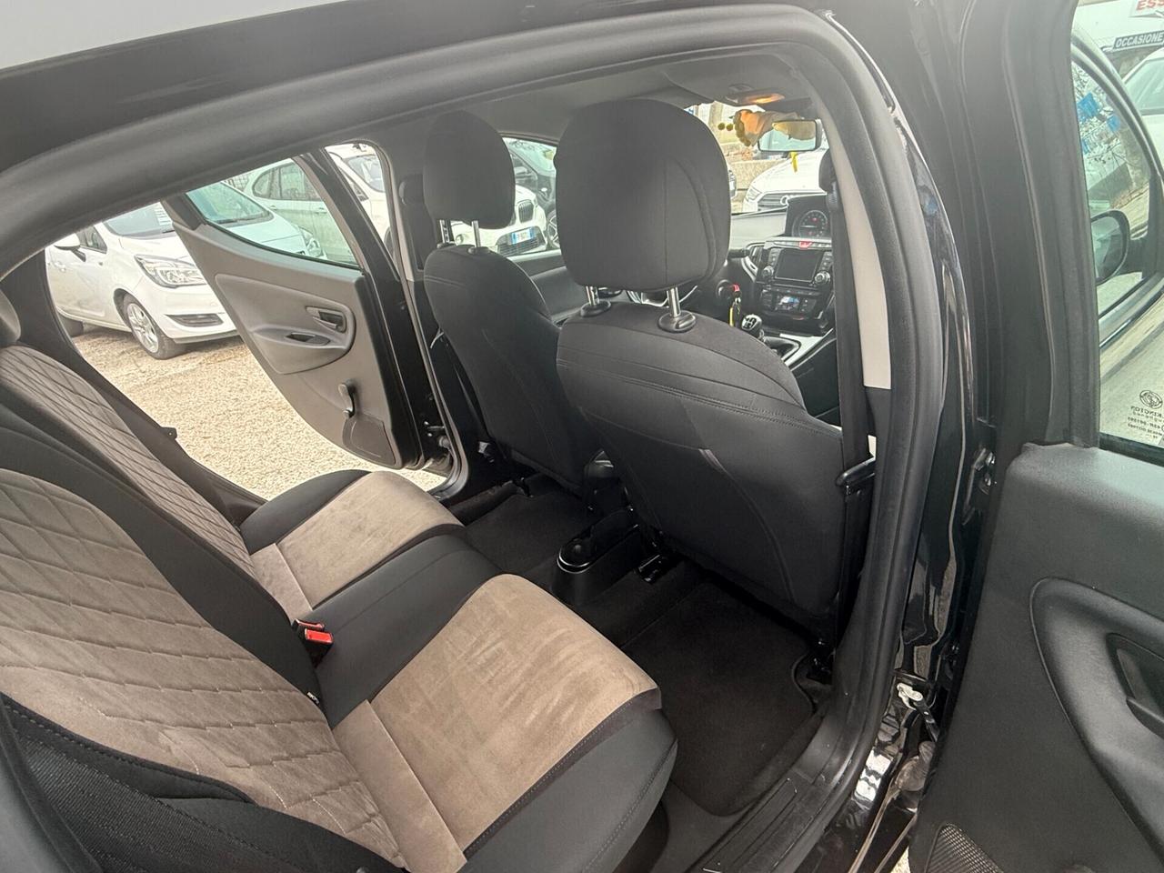 Lancia Ypsilon 1.2 69 CV Platinum 70.000 km