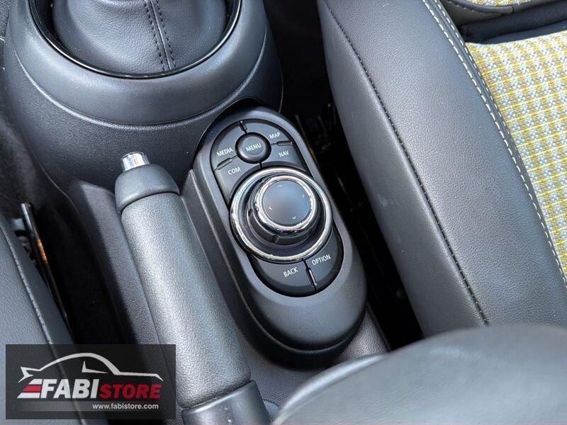 MINI Mini 5 porte 1.5 Cooper 136 Cv 5 porte Yours Autom. - LED, Navi, Keyless ecc
