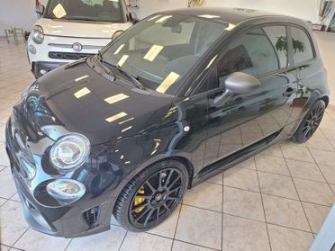 Abarth 695 1.4 T-jet Competizione
