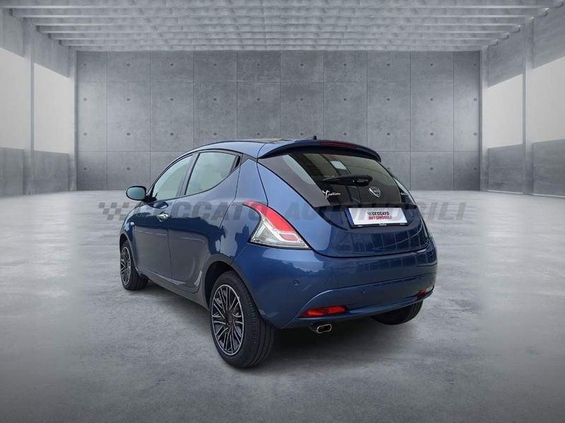 Lancia Ypsilon III 2021 1.0 firefly hybrid Gold s&s 70cv 5p.ti