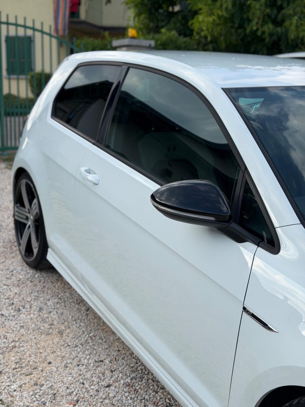 Volkswagen Golf R 2.0 TSI DSG 4MOTION 5p. BMT