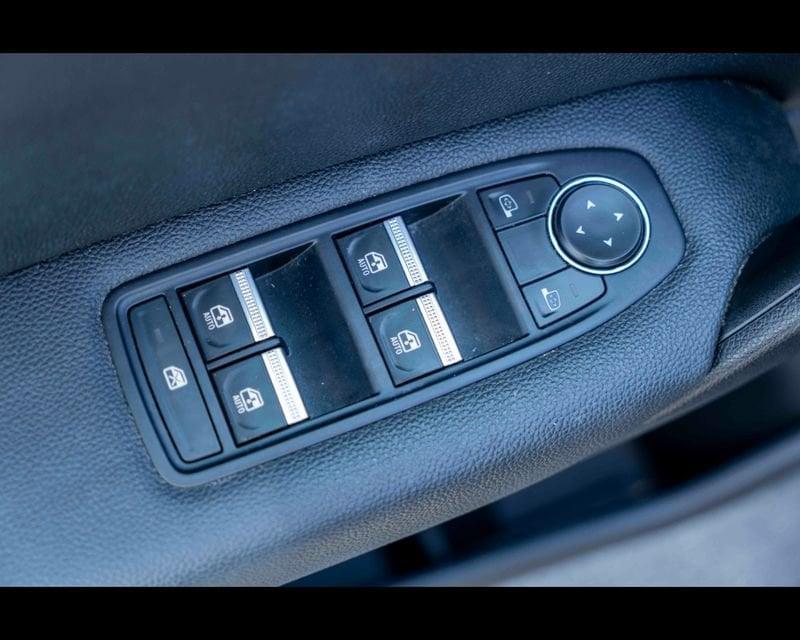 Renault Captur 2ª serie Plug-in Hybrid E-Tech 160 CV Intens