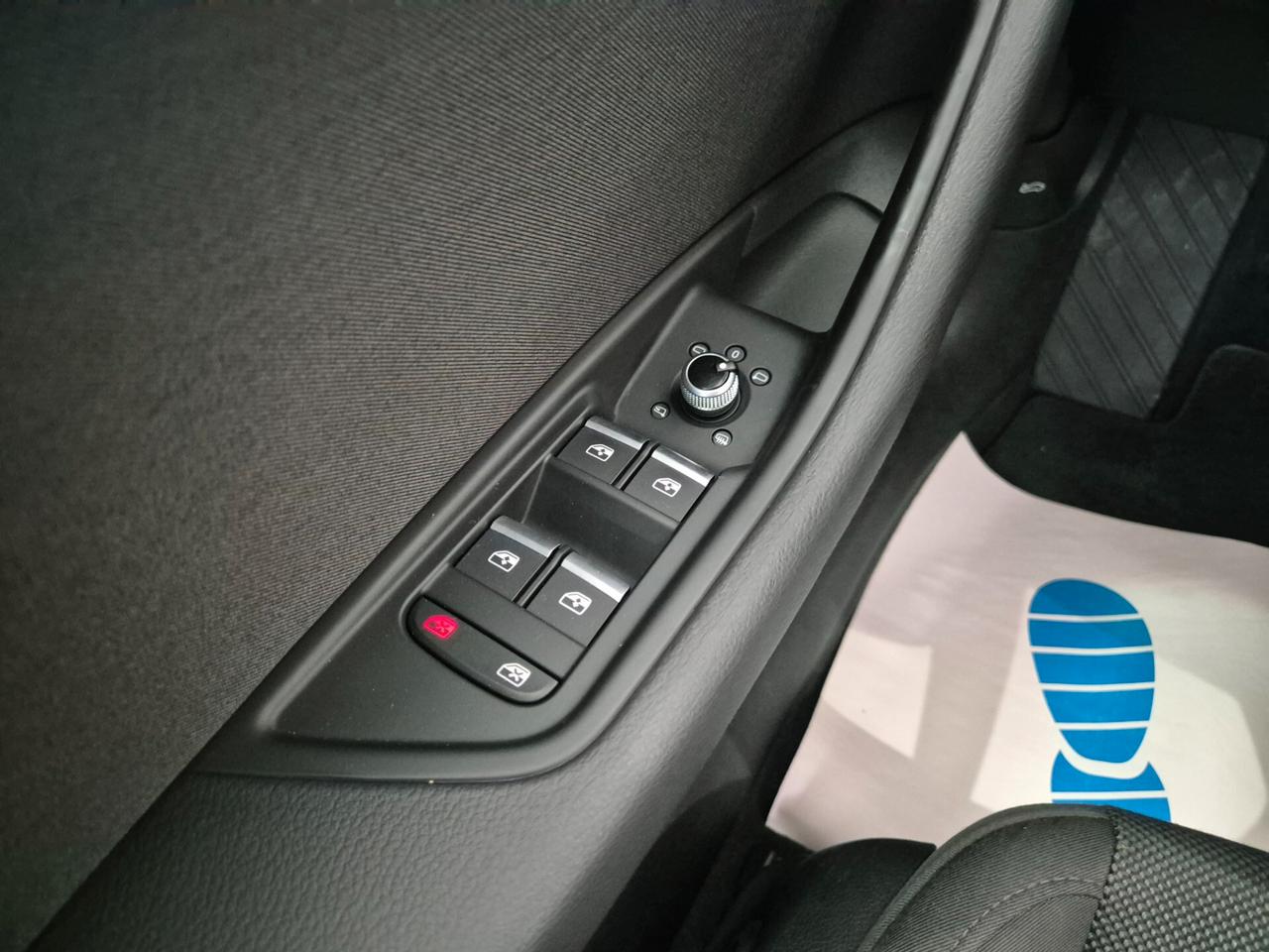 A4 Avant 30 2.0 tdi Business Advanced 163cv S tronic