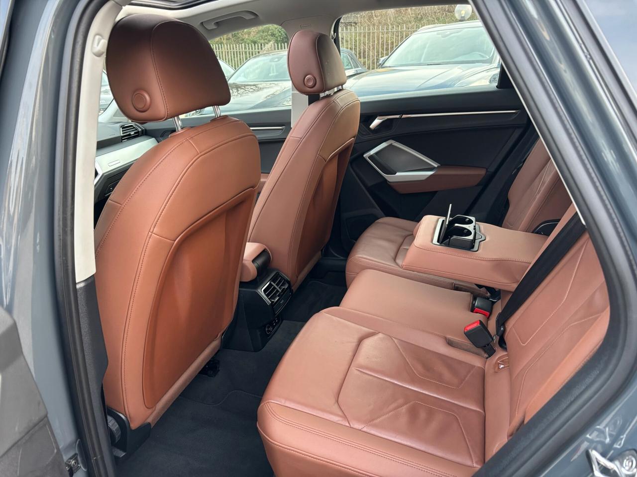 Audi Q3 35 TDI S tronic 150 CV S-LINE TETTO- PELLE- MY 21