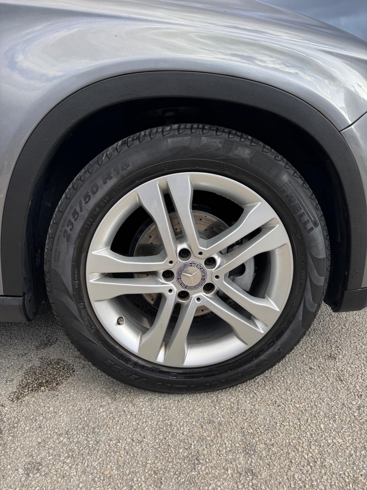 Mercedes-benz GLA 200 CDI Automatic 4Matic Sport