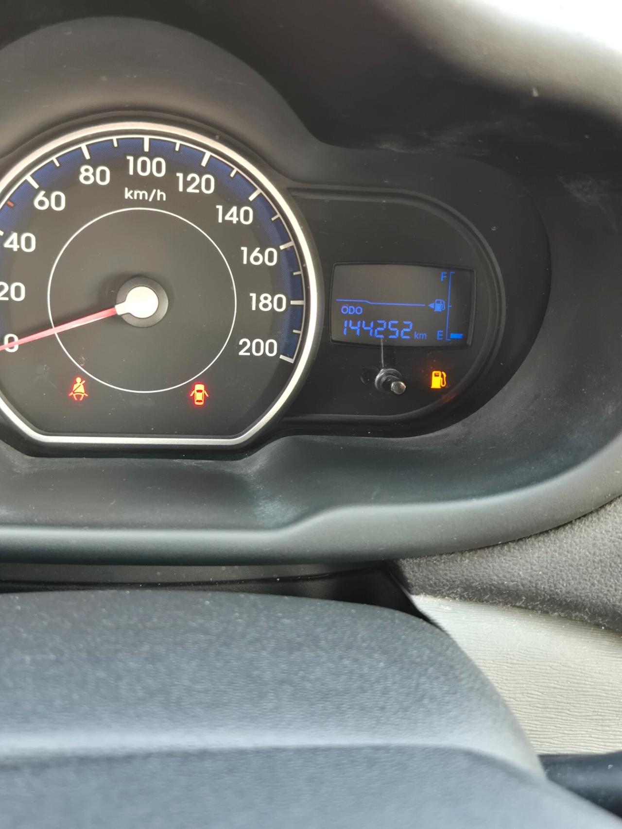 Hyundai i10 1.1 12V Sound Edition