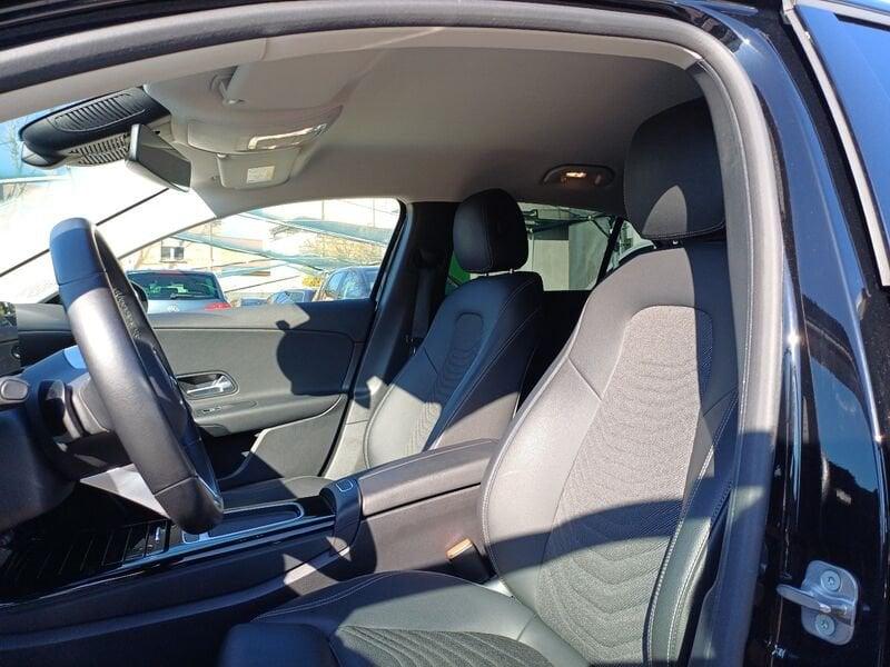 Mercedes-Benz Classe A A 180 d Progressive Advanced