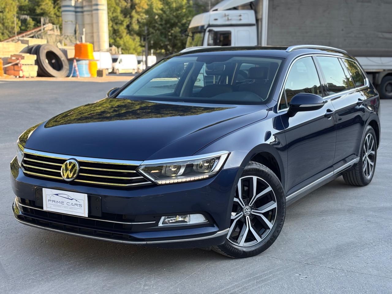 VW PASSAT VARIANT 2.0TDI 150cv HIGHLINE PERFETTA