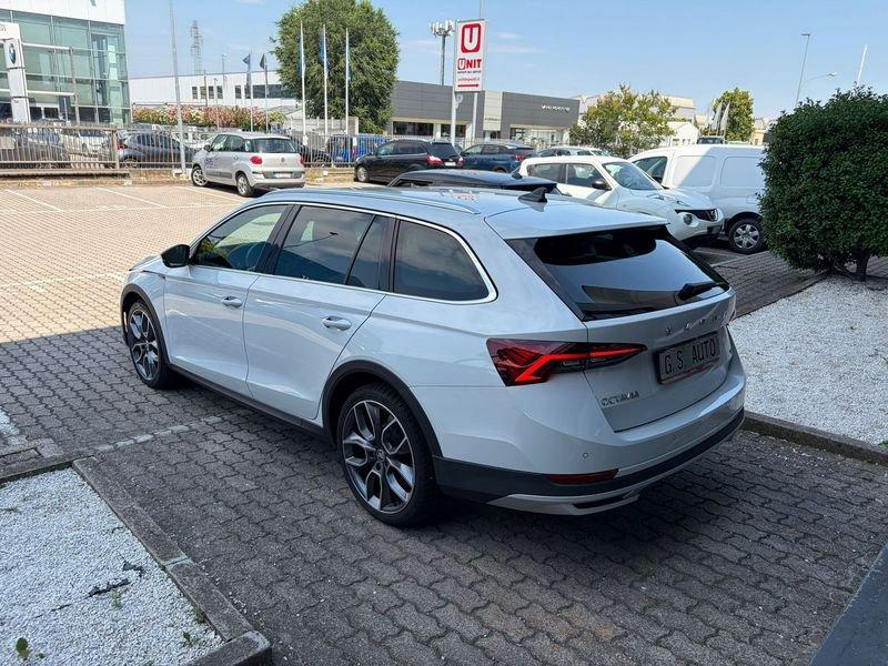 Škoda Octavia Wagon 2.0 tdi evo Scout 4x4 150cv dsg DANNEGGIATA
