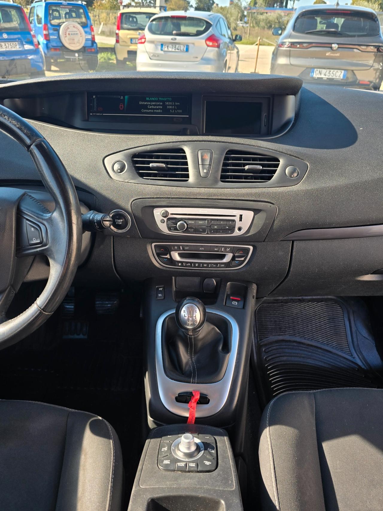 Renault Scénic dCi 1.5d 110 CV EDC Energy Business
