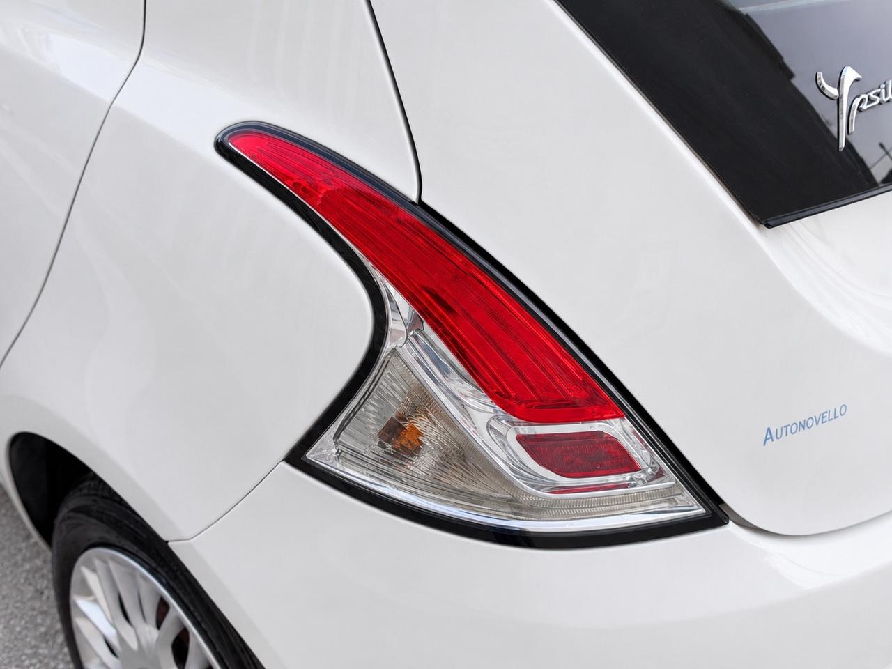 Lancia Ypsilon 1.3 MJT 95 CV 5 porte Gold