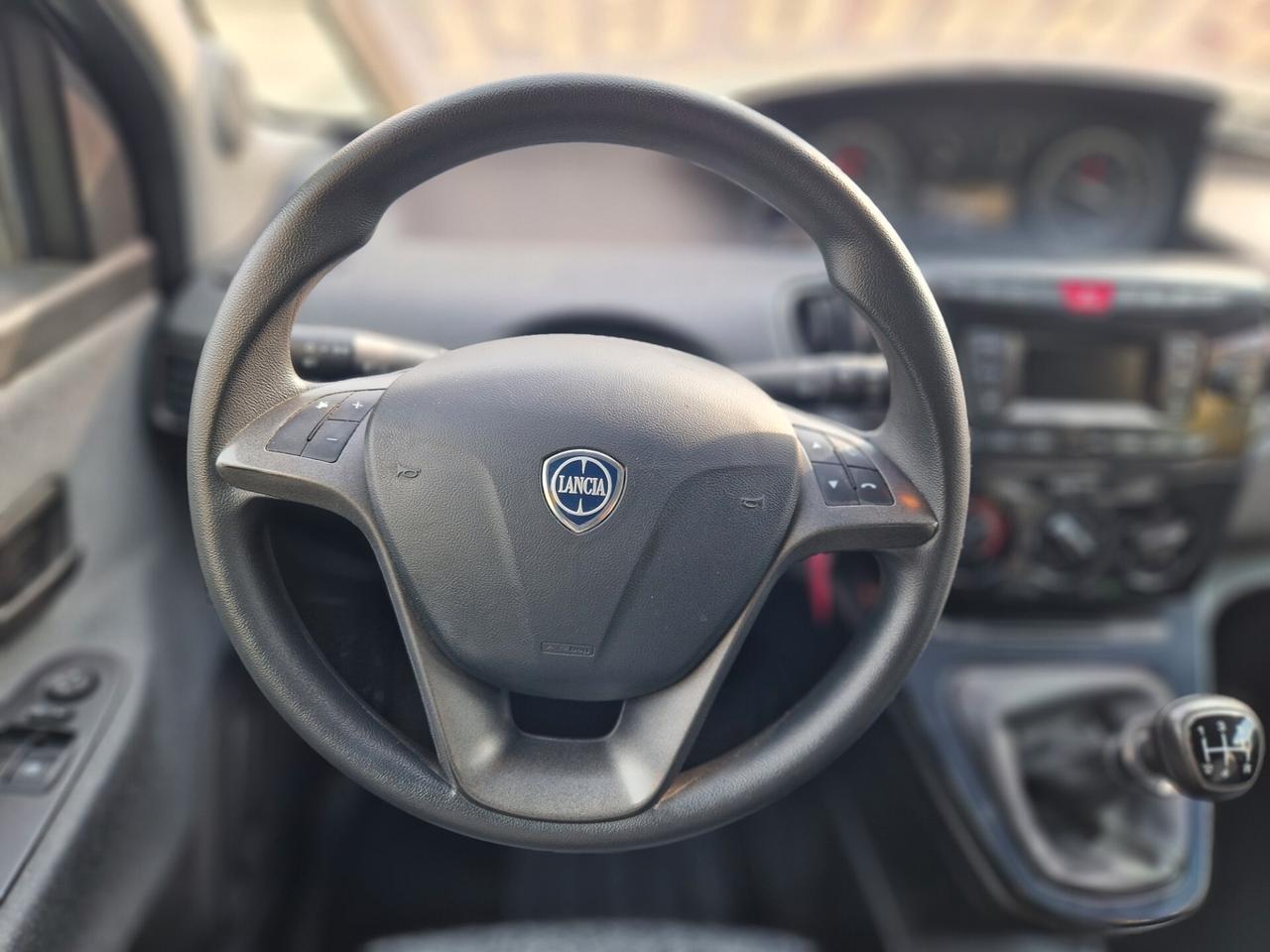Lancia Ypsilon Ecochic 1.2 69 CV 5 porte euro6
