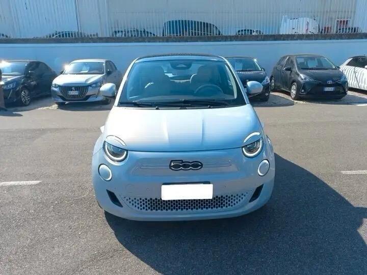 Fiat 500 Elettrica La Prima