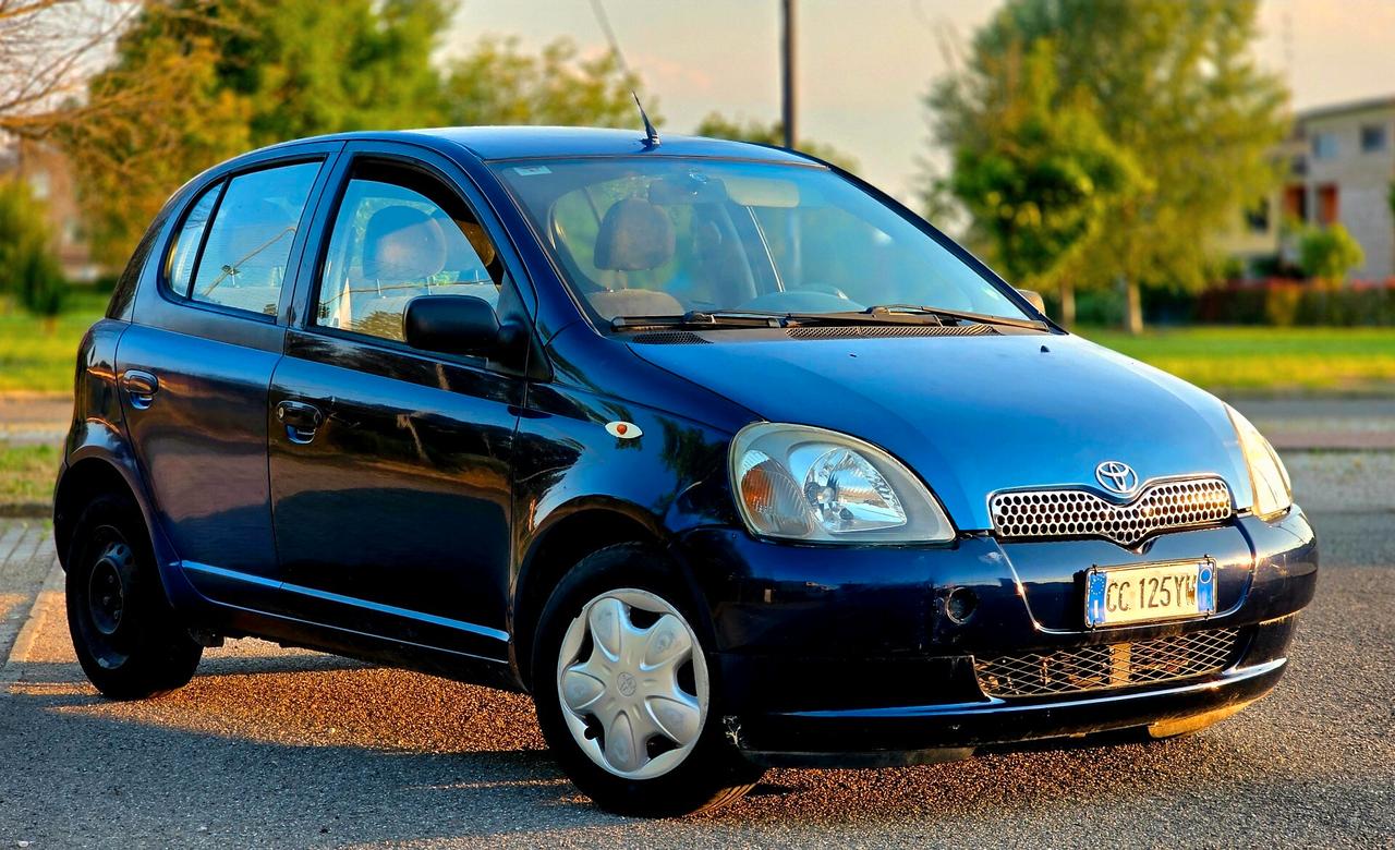 Toyota Yaris 1.0 anche NEOPATENTATI