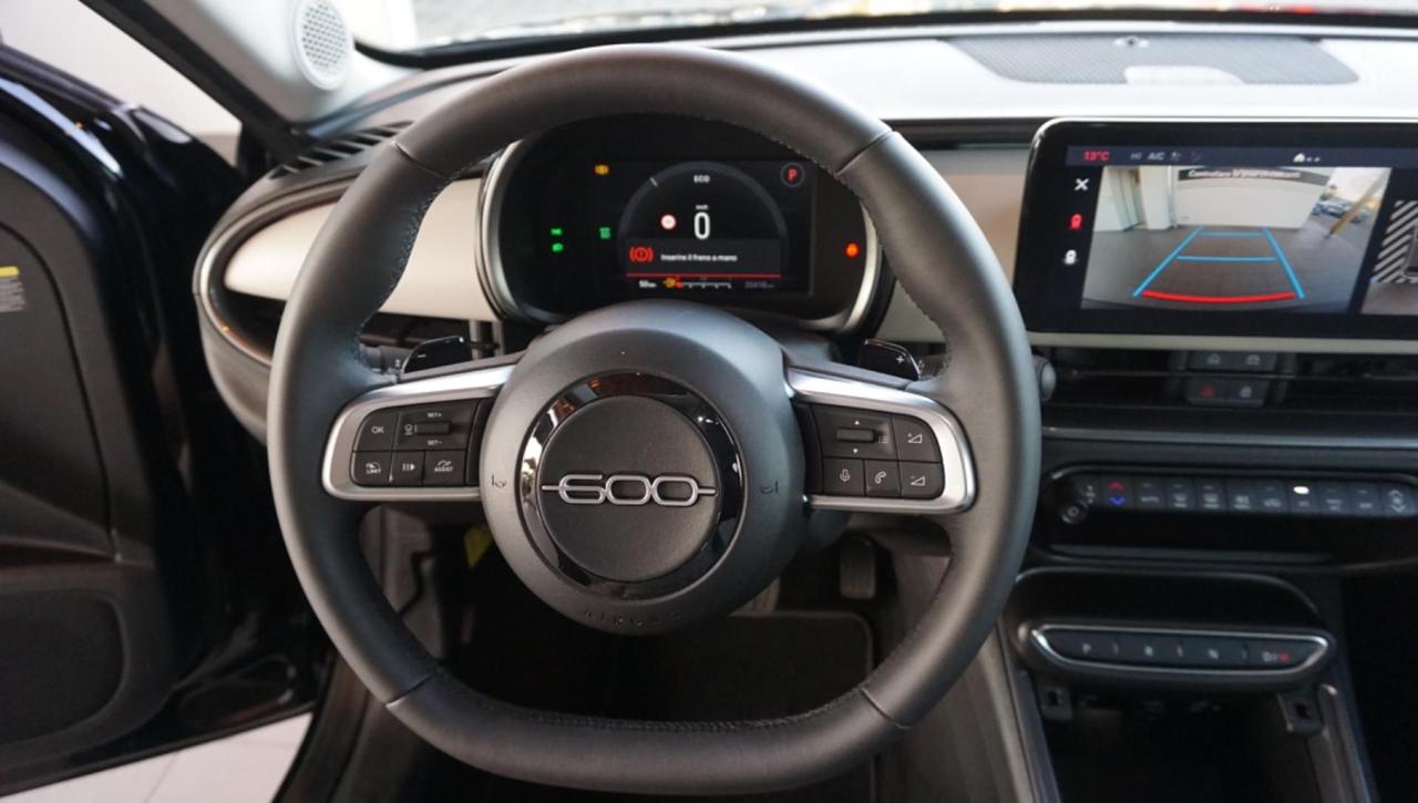 Fiat 600 Hybrid 100 CV DCT MHEV La Prima