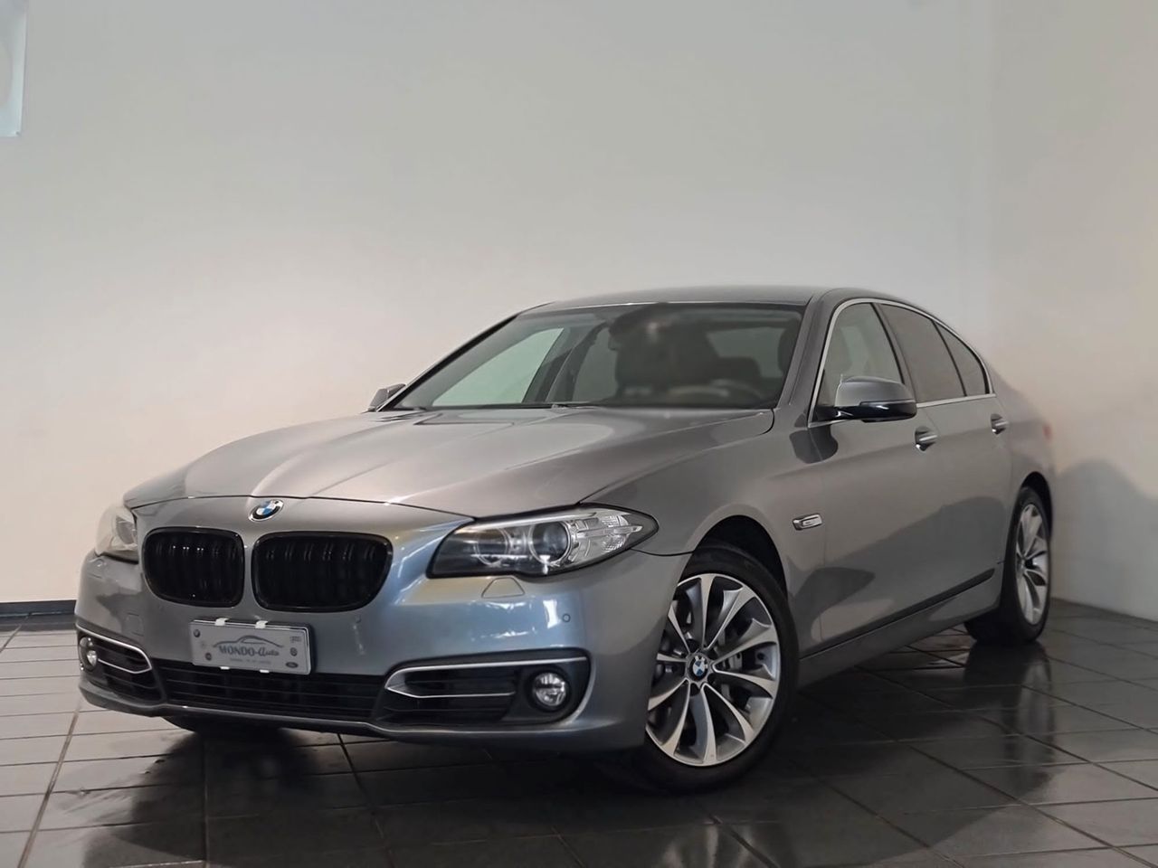 BMW 525d (F10) XDRIVE MODERN 218CV - 2014