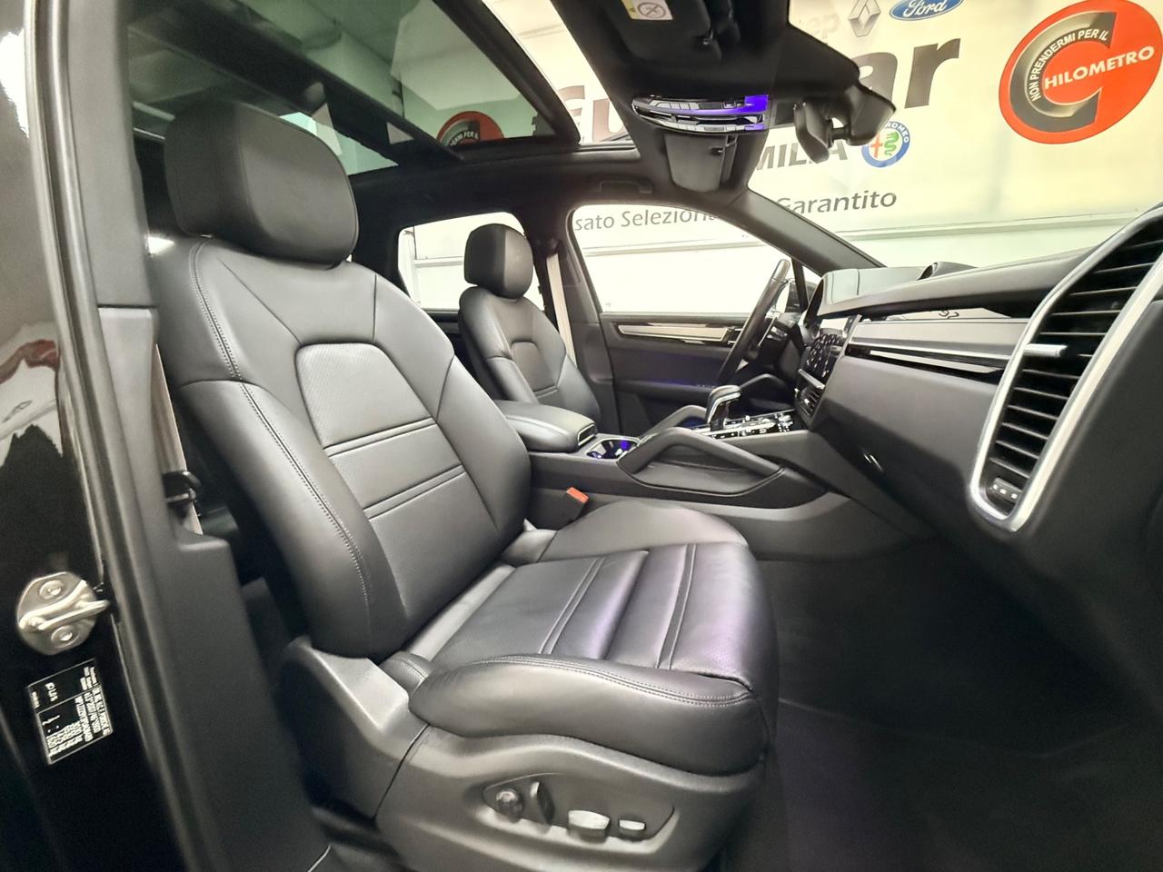 Porsche Cayenne 3.0 V6 462CV TOT E-Hybrid Platinum Edition 12/2022 UFFICIALE