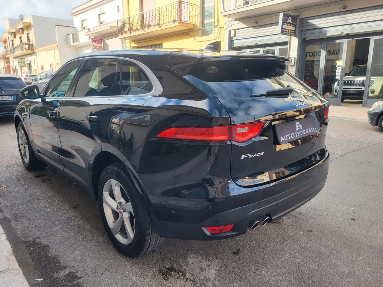 Jaguar F-Pace 2.0 D 180 CV AWD aut. Prestige