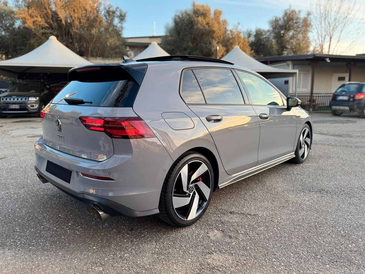 Volkswagen Golf 8 GTI Golf 2.0 TSI DSG