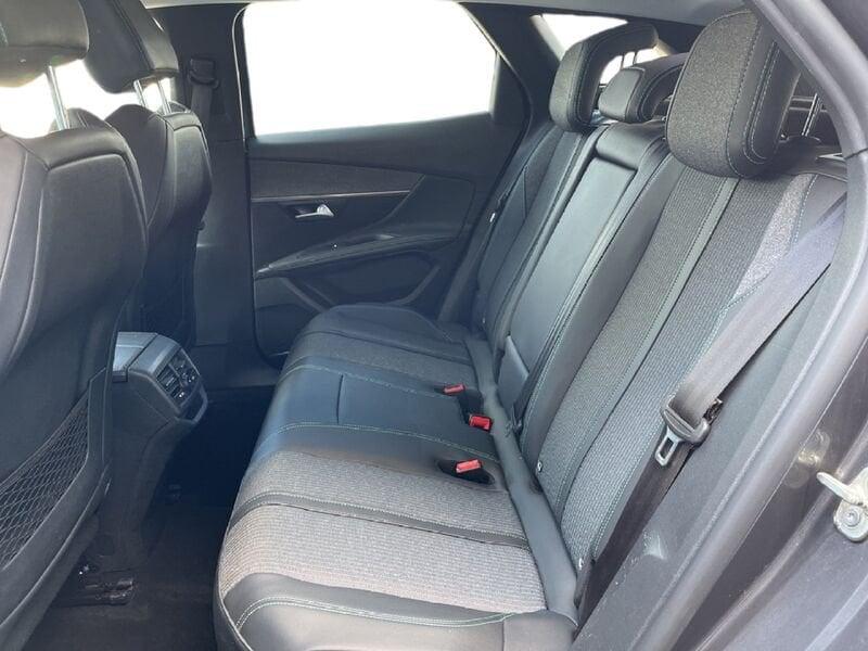 Peugeot 3008 II 2021 1.6 hybrid Allure Pack 225cv e-eat8