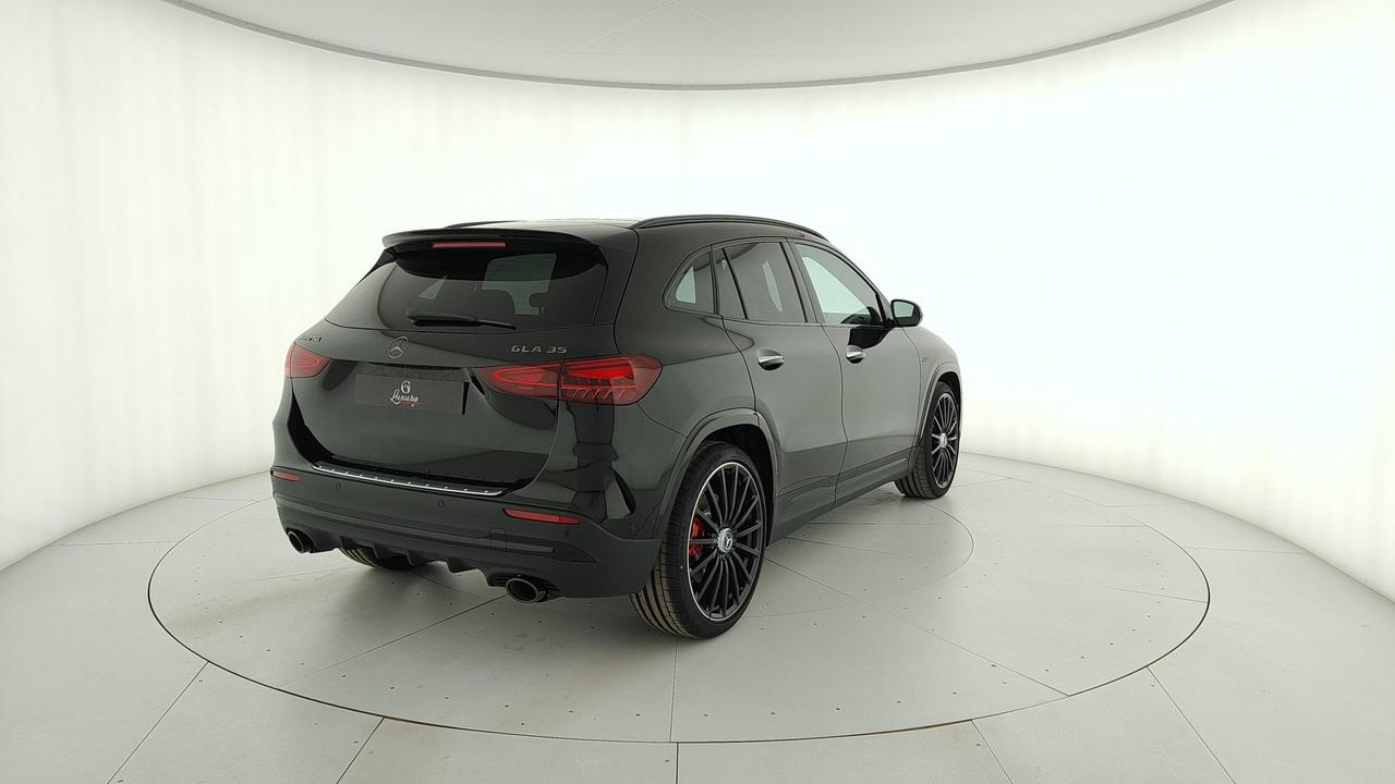 Mercedes-Benz Mercedes-AMG GLA 35 4MATIC