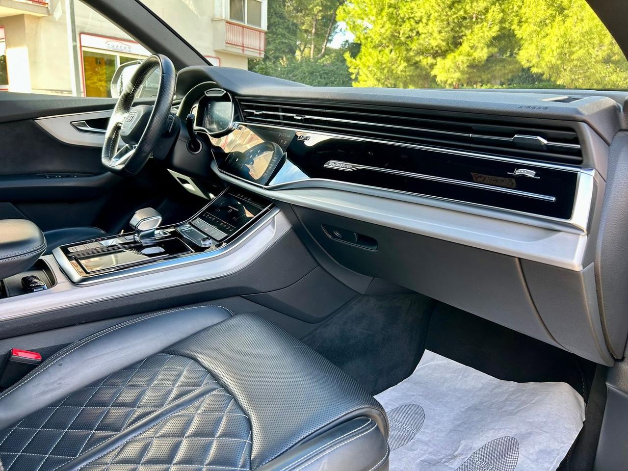 Audi Q8 3.0 50 TDI MHEV Sport S-Line #7529