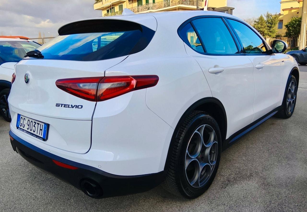 Alfa Romeo Stelvio 2.2 190 CV AT8 Q4 Sprint