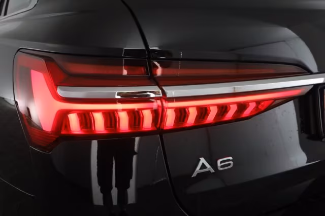 AUDI A6 A6 Avant 50 3.0 TDI quattro tiptronic Business Spo