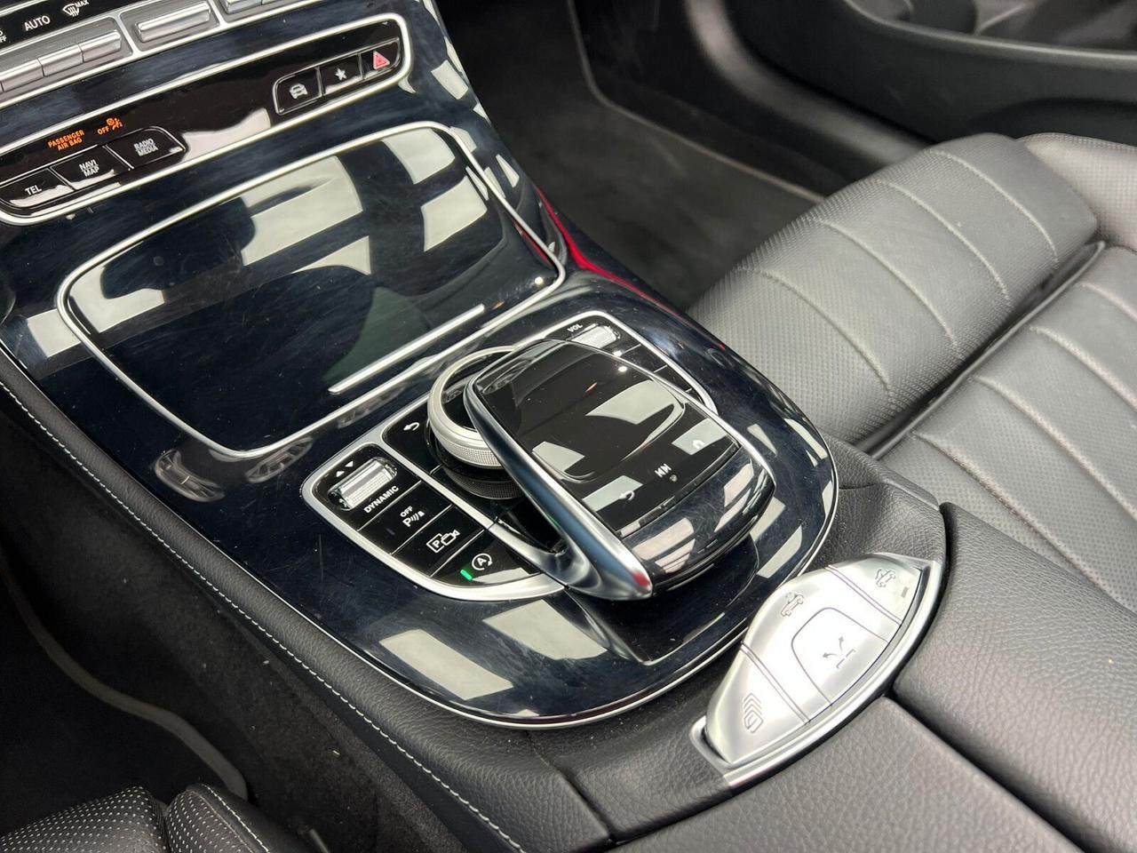 Mercedes-benz E 300 d Auto 4Matic EQ-Boost Cabrio Premium Plus (570)