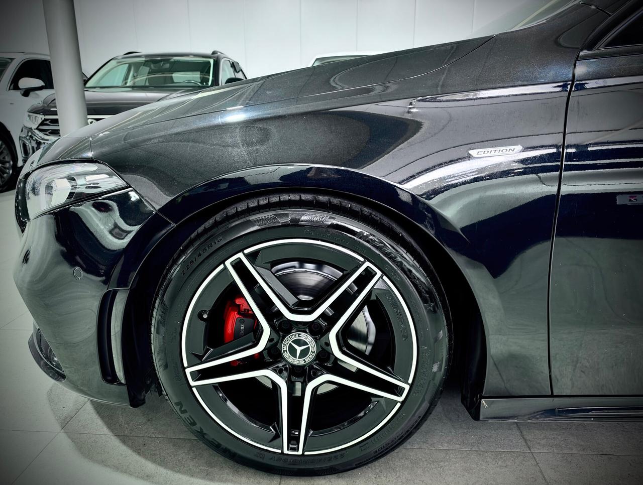 Mercedes-Benz A 180 d 116CV Premium AMG Night Edition