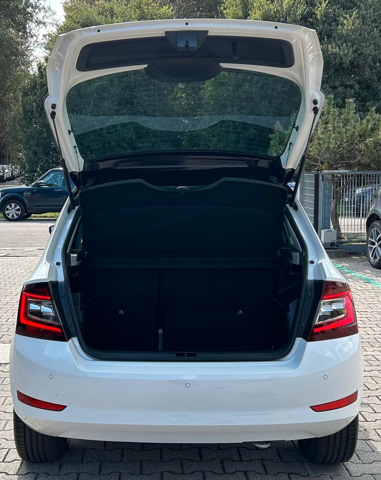 Skoda Fabia 1.0 MPI 60 CV Design Edition