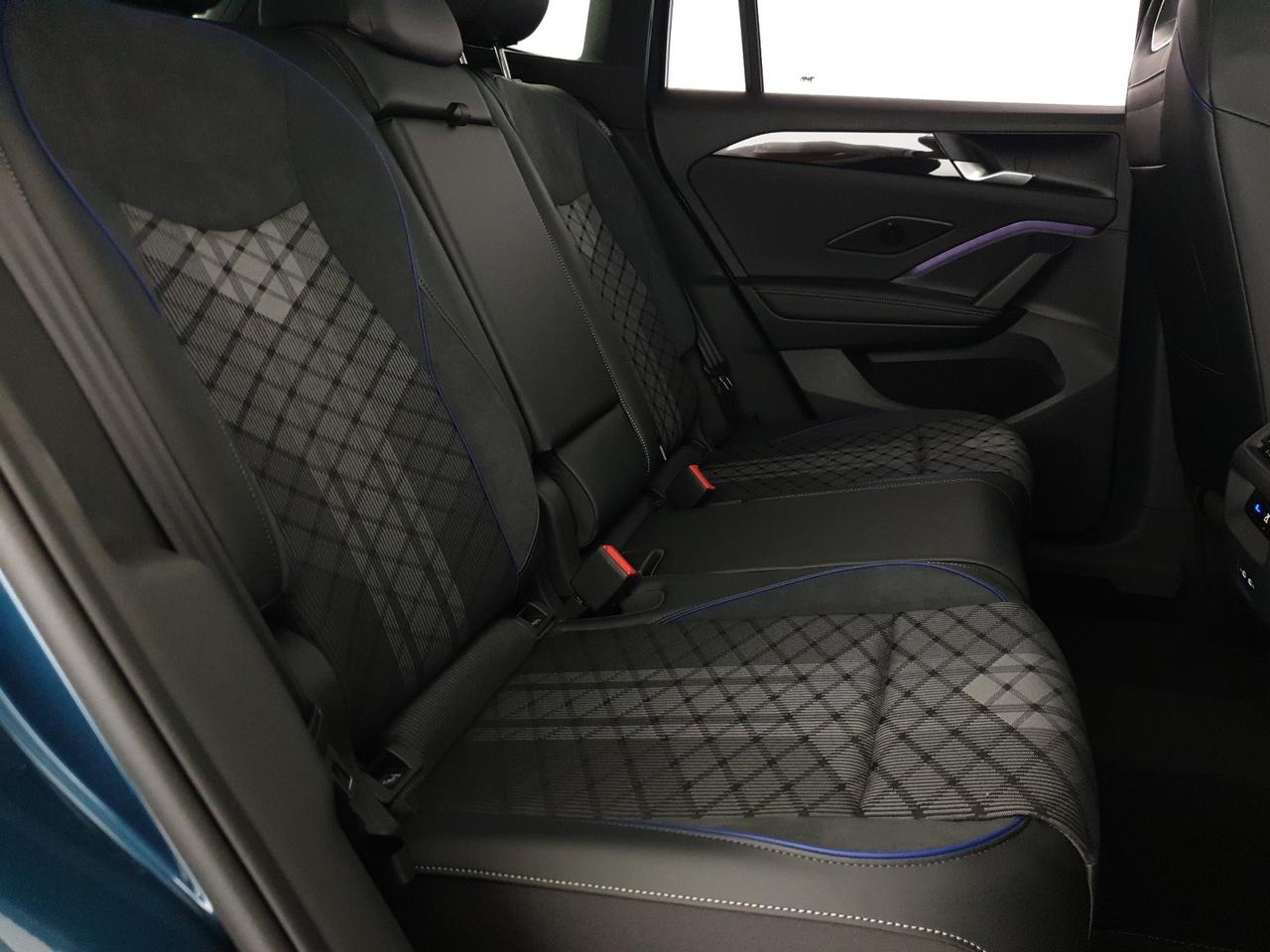 Volkswagen Tiguan 2.0 tdi r-line plus 150cv dsg