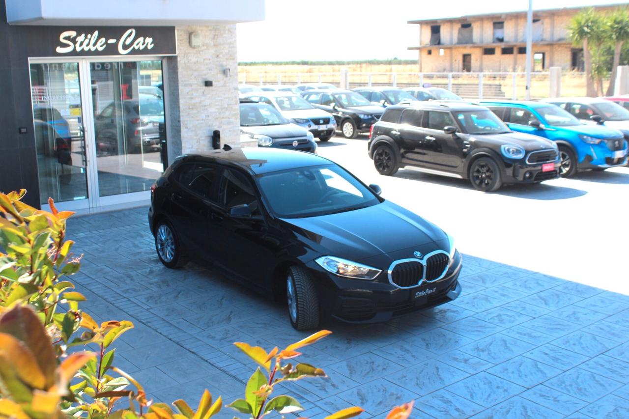 Bmw 120 120d 5p. Business Advantage