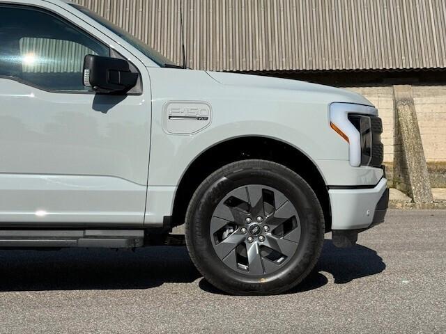 Ford F 150 LIGHTNING AWD SUPERCREW XLT