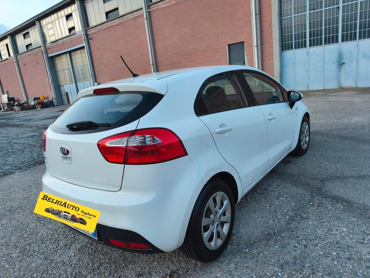 Kia Rio 2015----1.2 Benzina Neopatentati