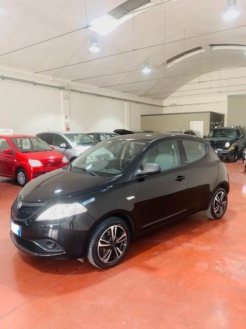 Lancia Ypsilon 1.2 69 CV 5 porte Gold-UNICO PROPRIETARIO-ECCELLENTE