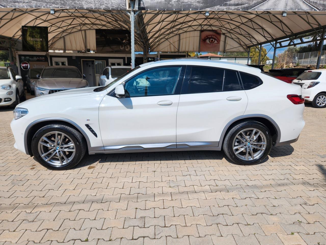 Bmw X4 M BMW X4 2.0 190CV M SPORT STRAFULL