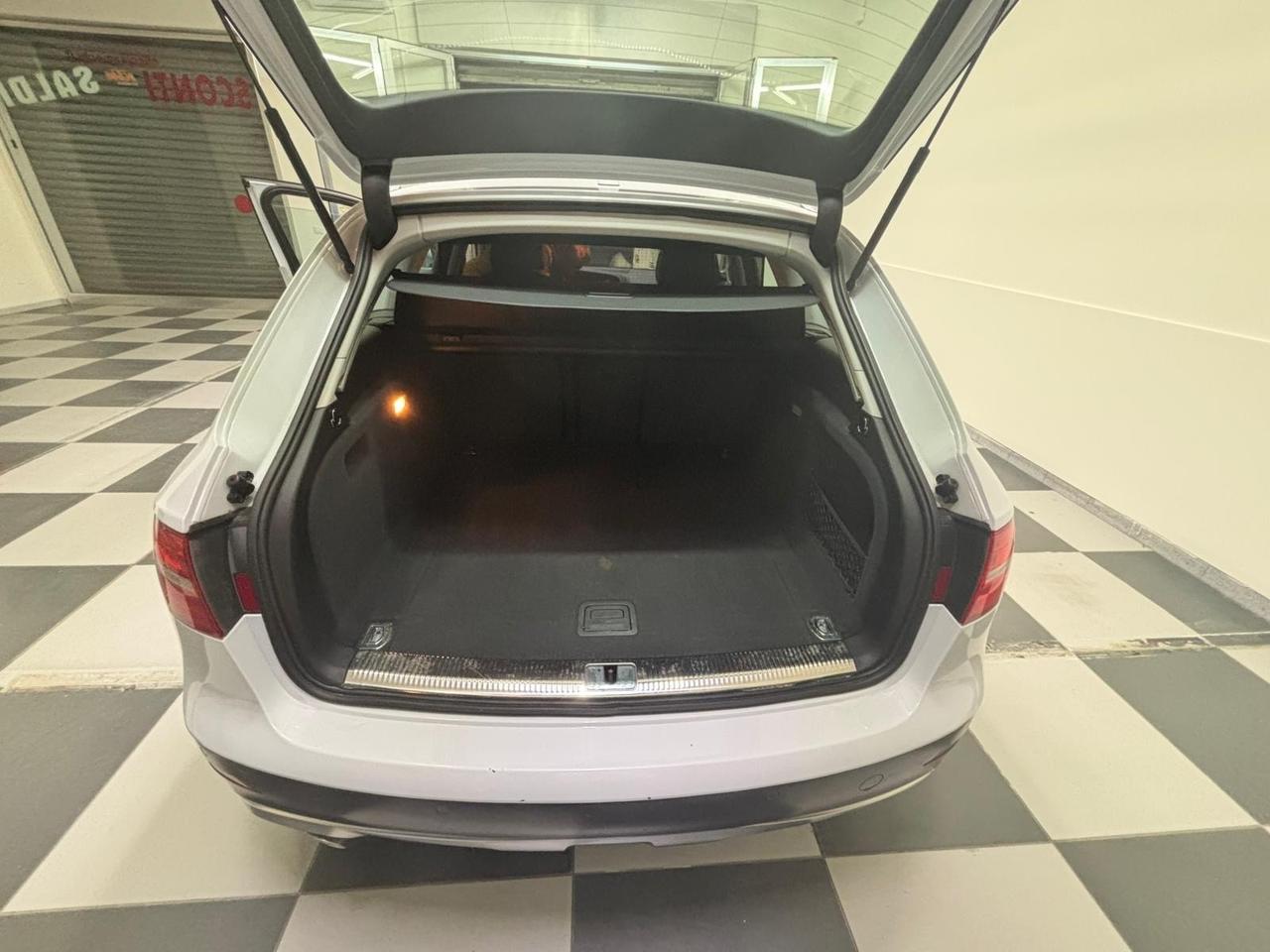 Audi A4 allroad 2.0 TDI 190 CV cl.d. S.tr. Business Plus