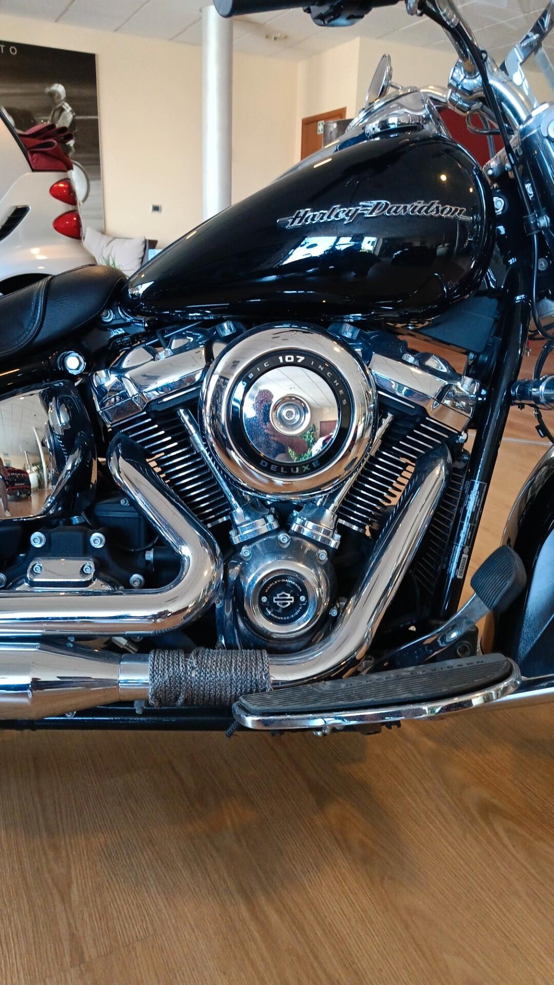 Harley-davidson Deluxe FLDE SOFTAIL DE LUXE