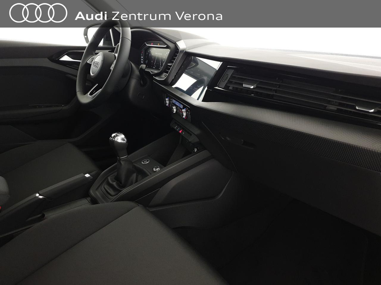 Allstreet 30TFSI 116CV S tronic Identity Contras