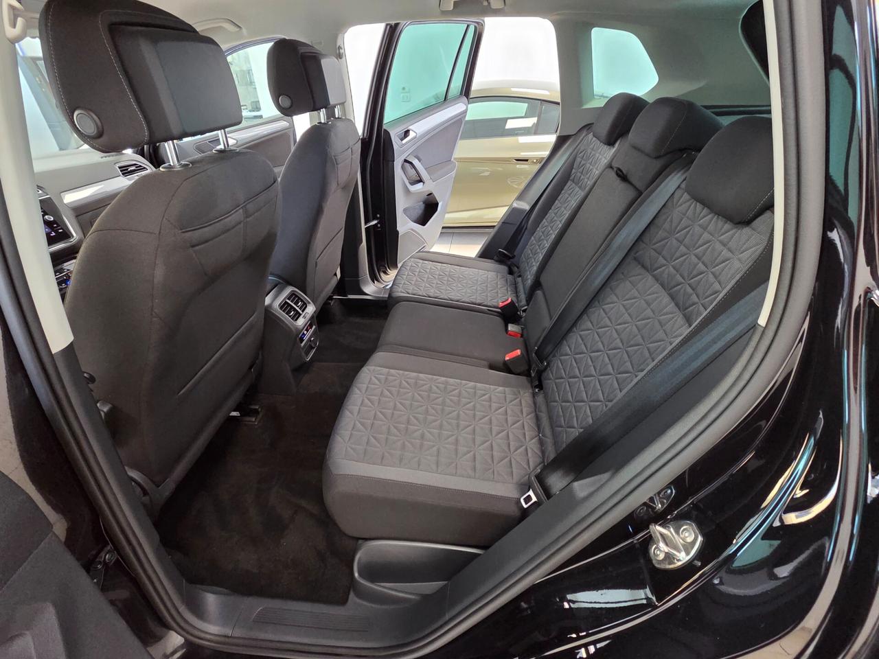 Volkswagen Tiguan 2.0 TDI 150 CV SCR DSG Elegance